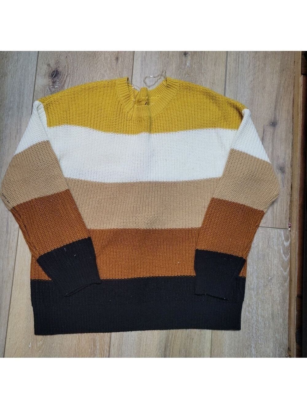 Full Circle Trends Multicolor Striped Sweater Size S